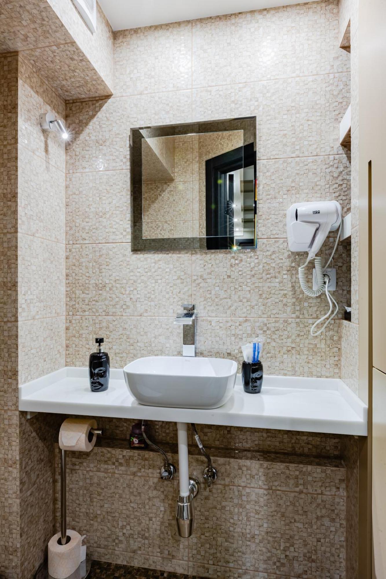 Luxury Apartment With Pool And Hammam Kiev Luaran gambar