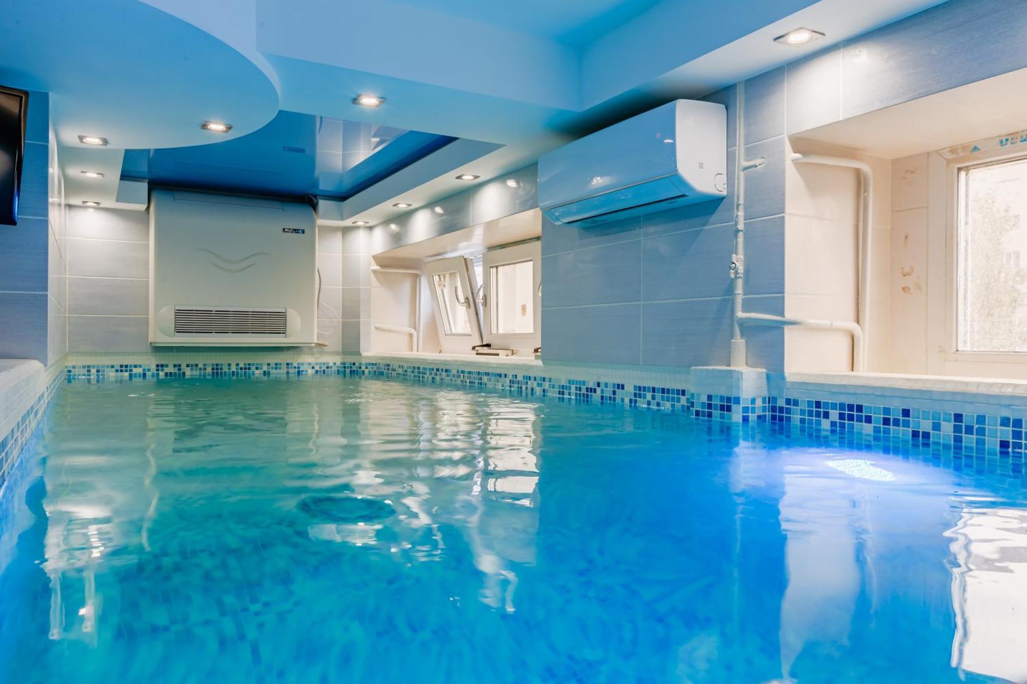 Luxury Apartment With Pool And Hammam Kiev Luaran gambar