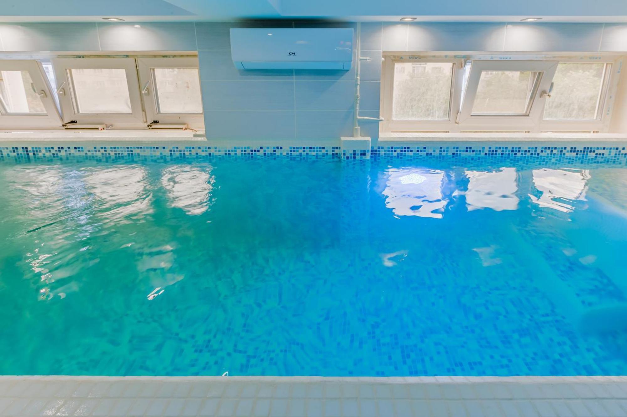 Luxury Apartment With Pool And Hammam Kiev Luaran gambar